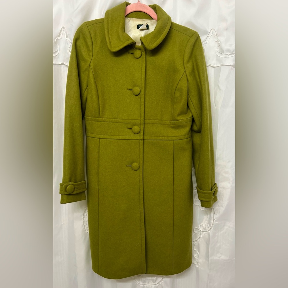 Stunning Chartreuse J Crew Wool Peacoat in Excellent Condition —Size 6